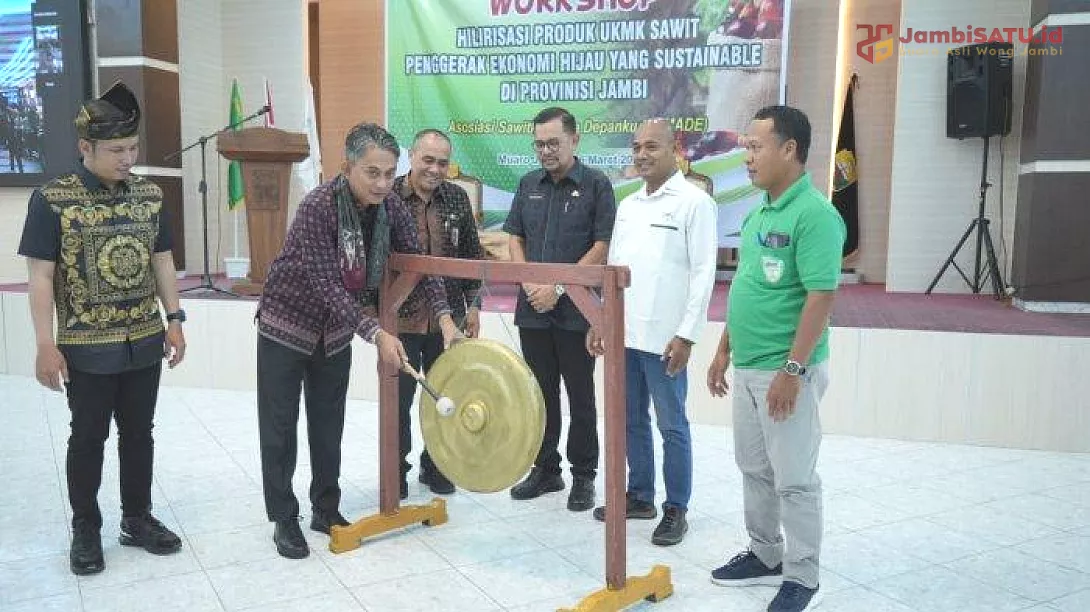 Wakil Bupati Muaro Jambi Buka Workshop Hilirisasi Produk UMKM Sawit untuk Dorong Ekonomi Hijau